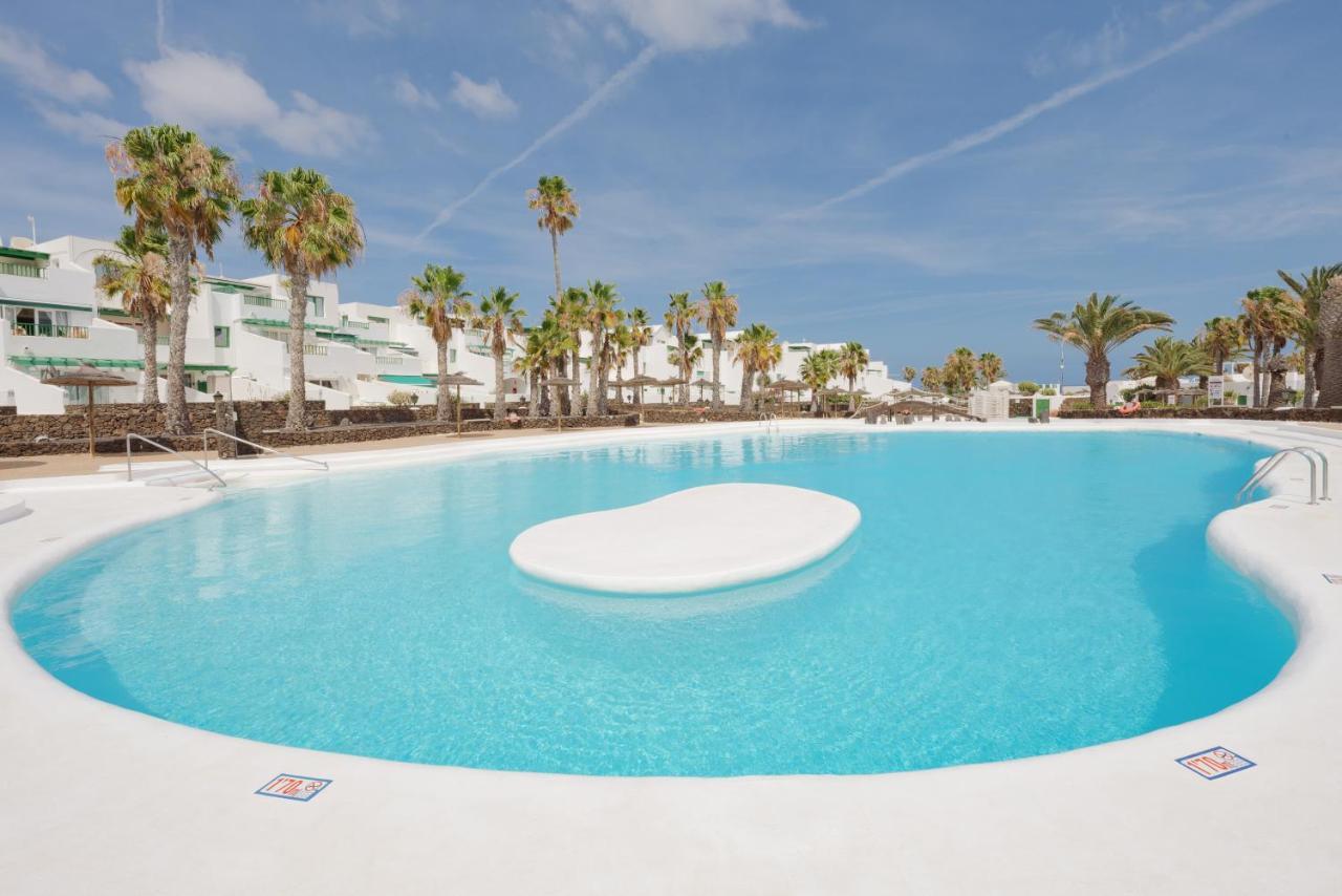 Lanzahost Apartamento Larimar Costa Teguise Exteriör bild